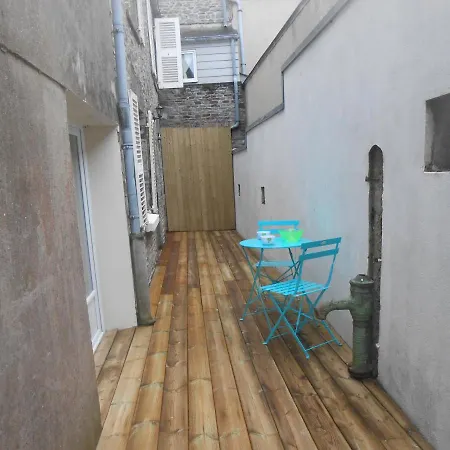 Apartment Petit Nid Douillet A Port-bail Portbail