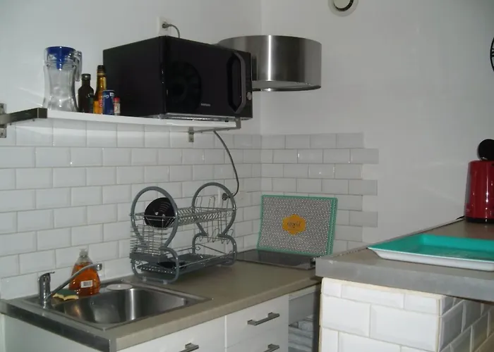 Petit Nid Douillet A Port-bail Apartment